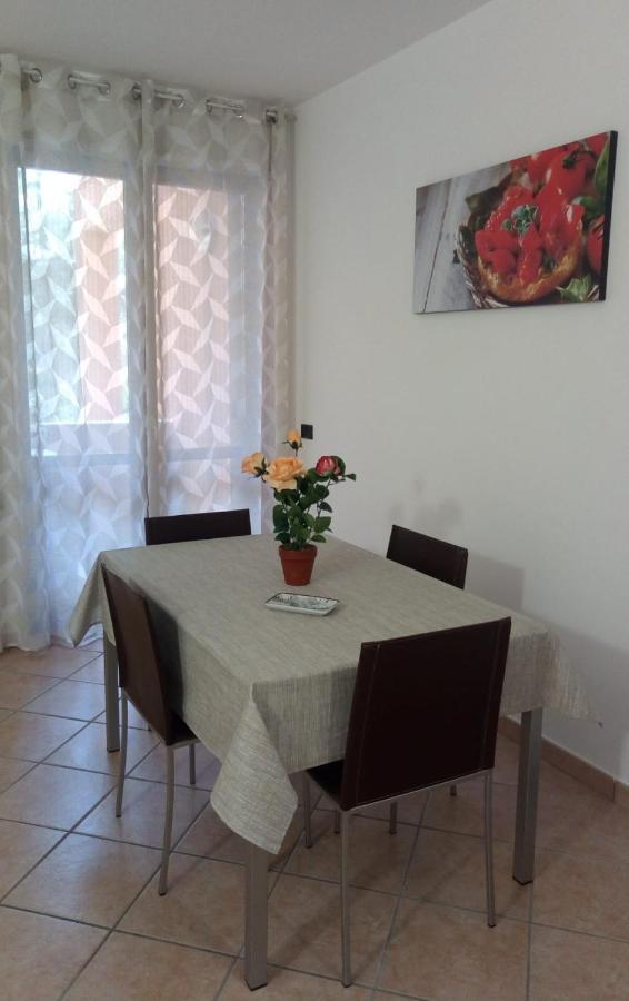 Rosahouse Apartamento Lecce Exterior foto